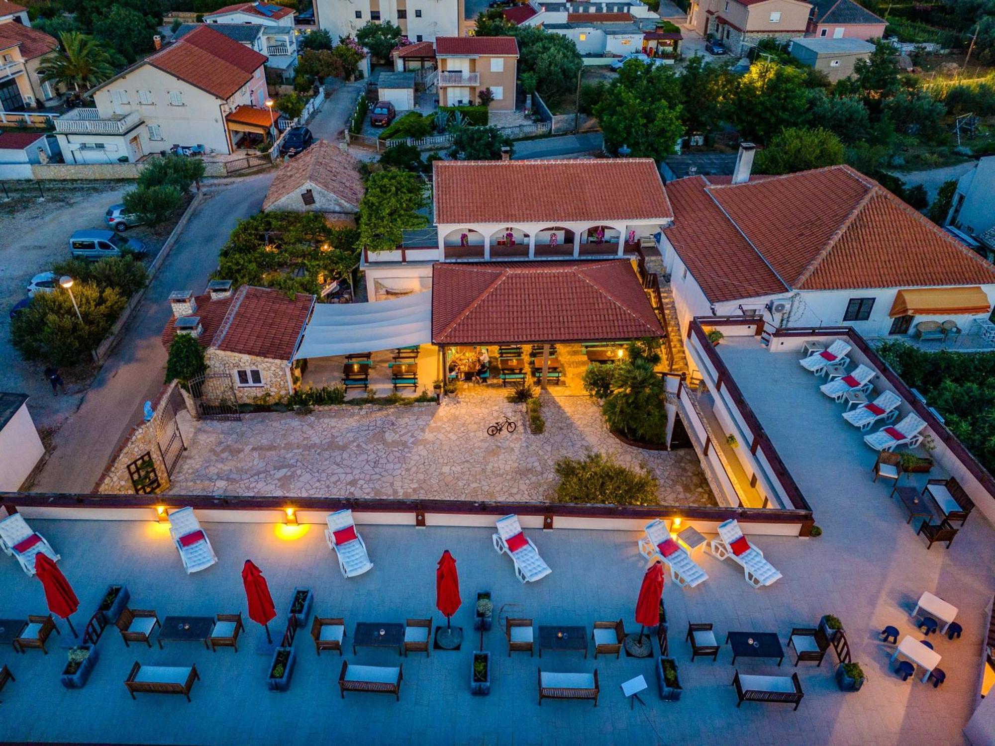 Guesthouse Kod Spavalice Вир Экстерьер фото